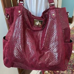 Kenneth Cole reaction  shoulder bag large  tote  deep red  snake pattern fabric